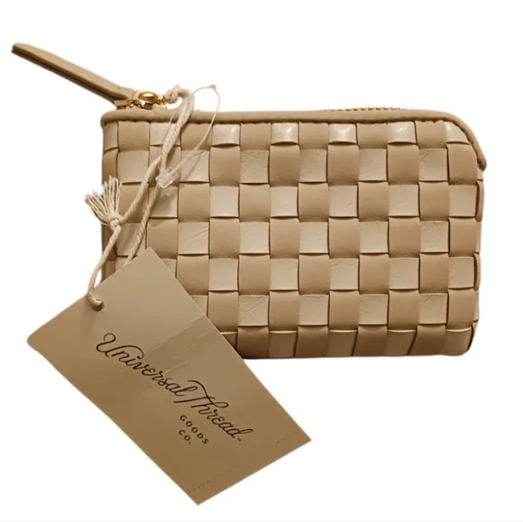 Universal Thread Tan Crossbody Bag and coin wallet - Picture 5 of 7